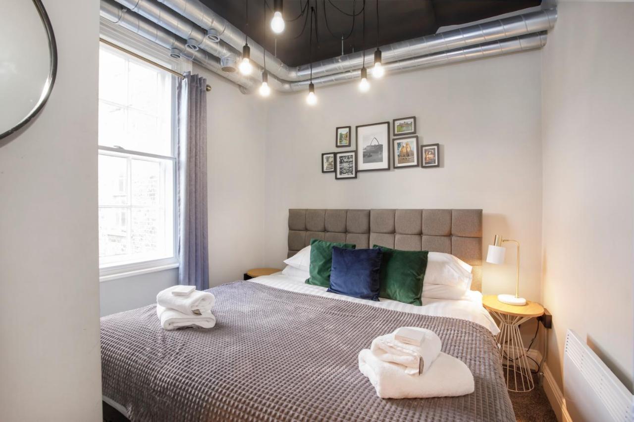 Turpin Quarter In The Centre Of The City, Sleeps 6 York Exteriör bild
